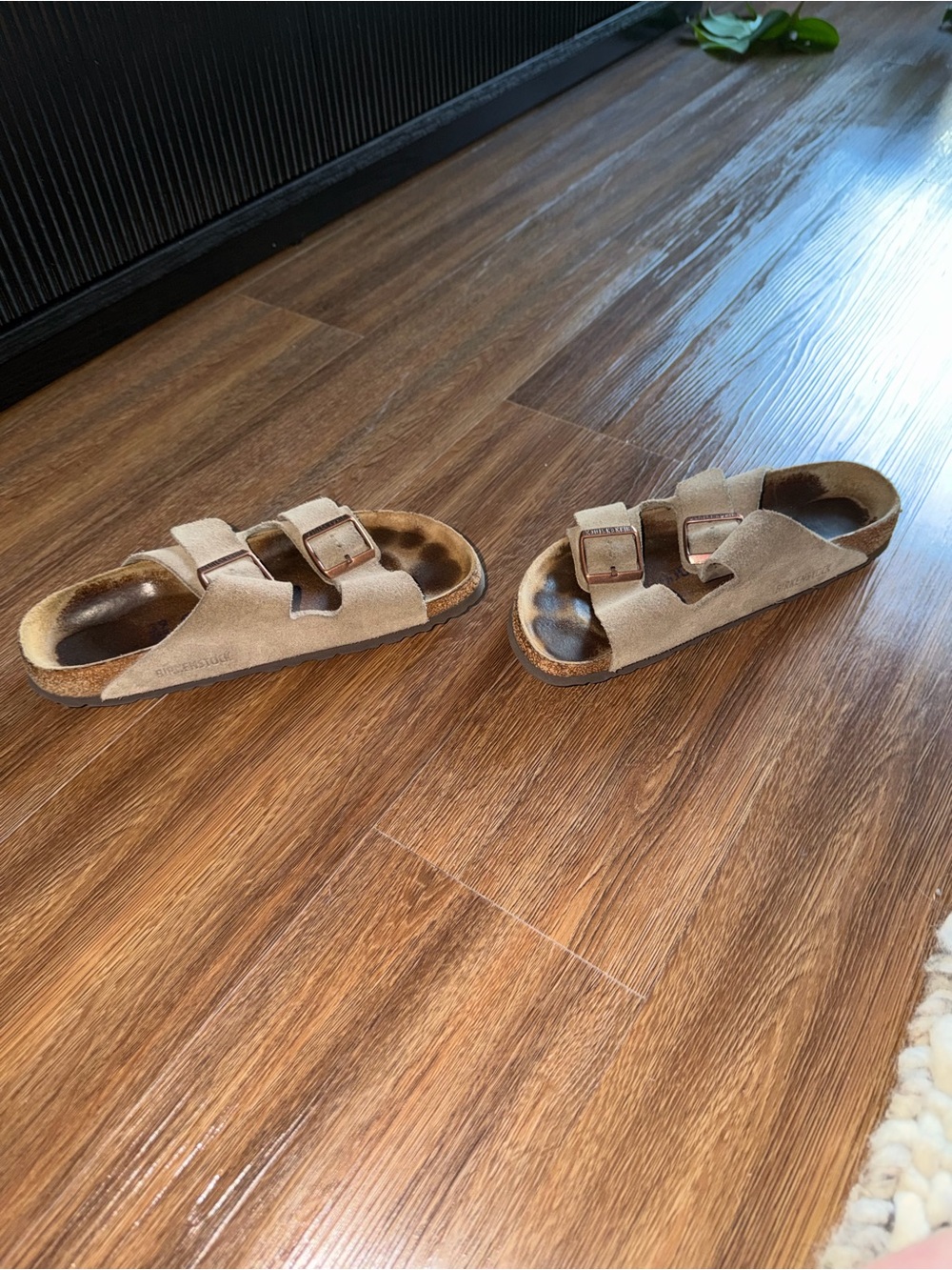 Birkenstock Sandals. Size 39 - Picture 4 of 4